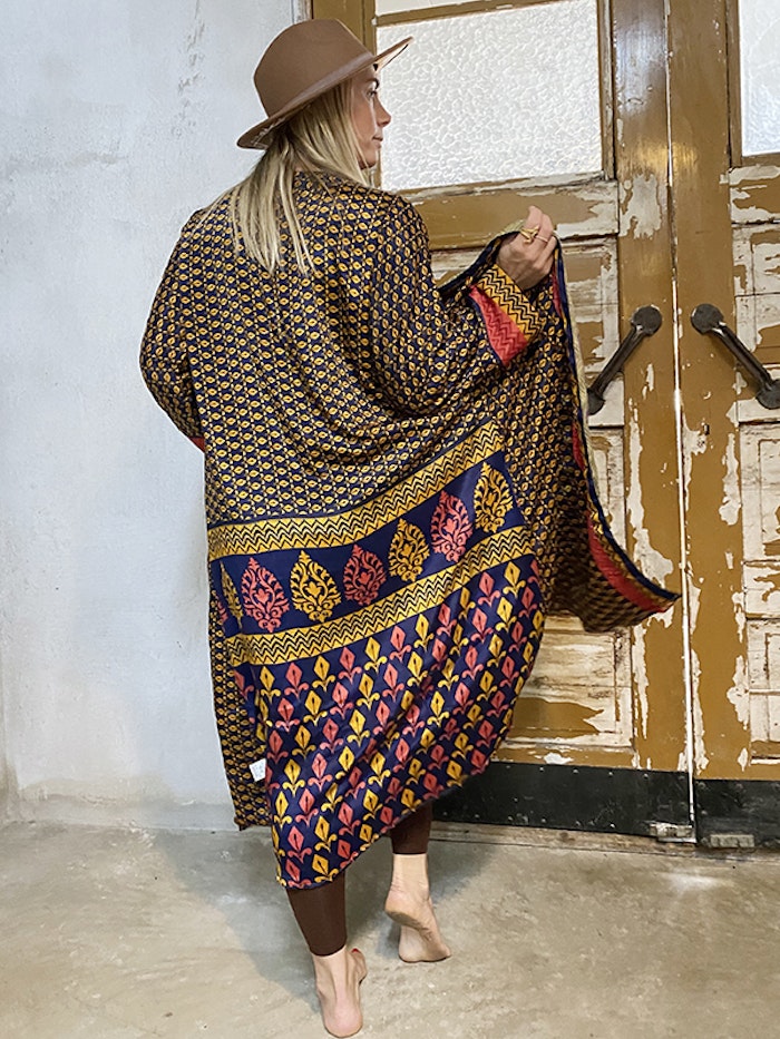 Kimono VÄNDBAR återvunnet silke Nr 137