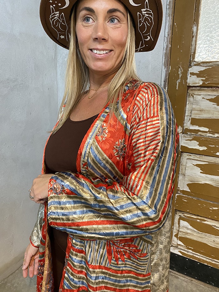 Kimono VÄNDBAR återvunnet silke Nr 136