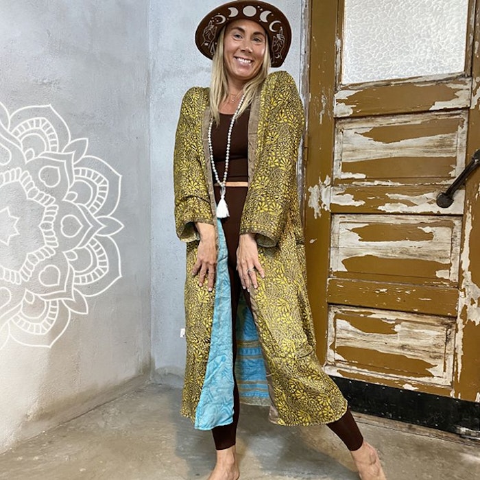 Kimono VÄNDBAR återvunnet silke Nr 134