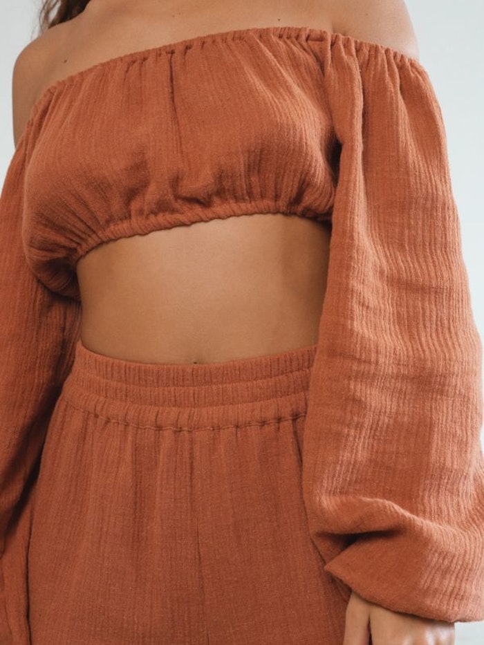 Topp Hampa Puffy off shoulder Cinnamon - Studio K