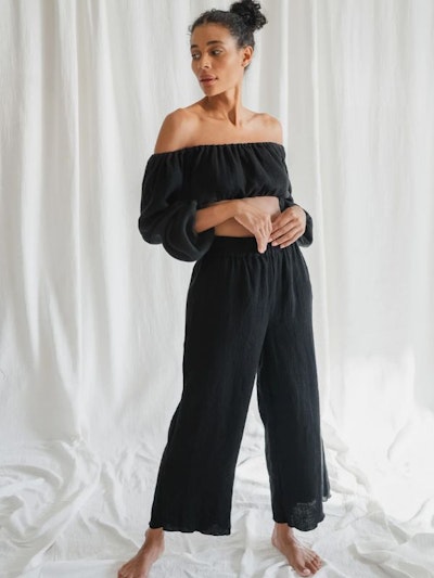 Topp Hampa Puffy off shoulder Black - Studio K