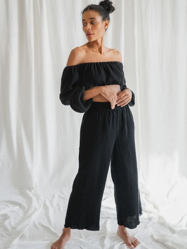 Topp Hampa Puffy off shoulder Black - Studio K