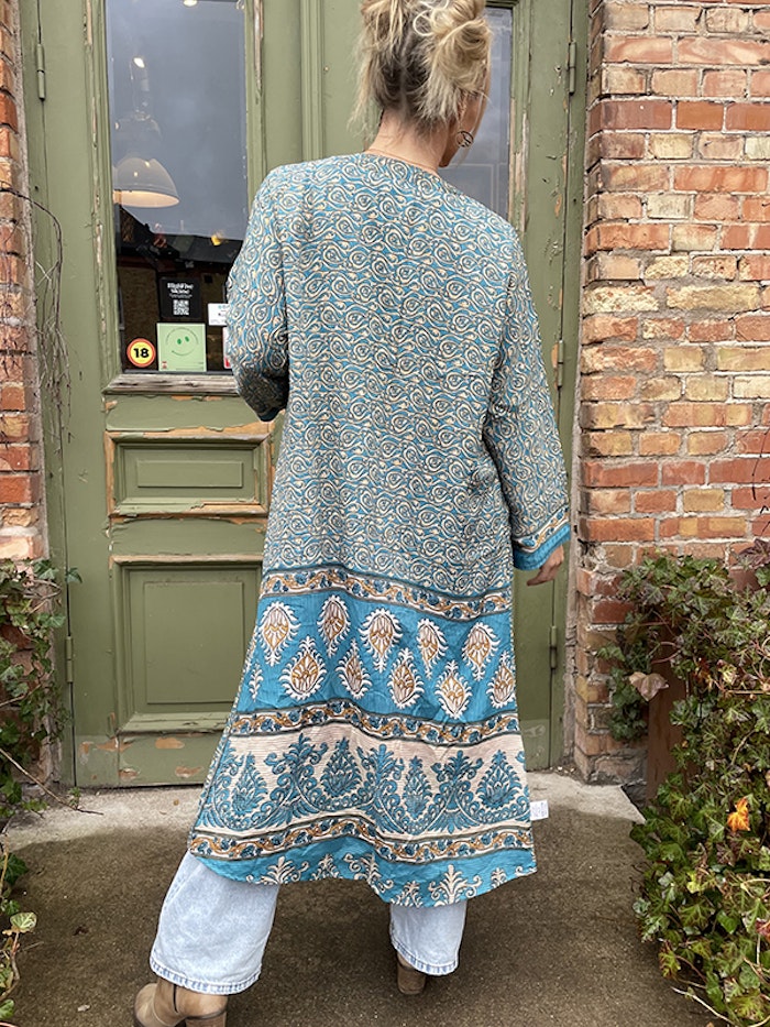 Kimono VÄNDBAR återvunnet silke Nr 140