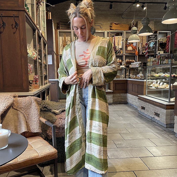 Kimono VÄNDBAR återvunnet silke Nr 141