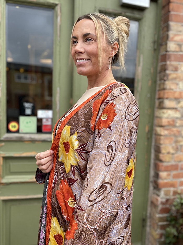 Kimono VÄNDBAR återvunnet silke Nr 156