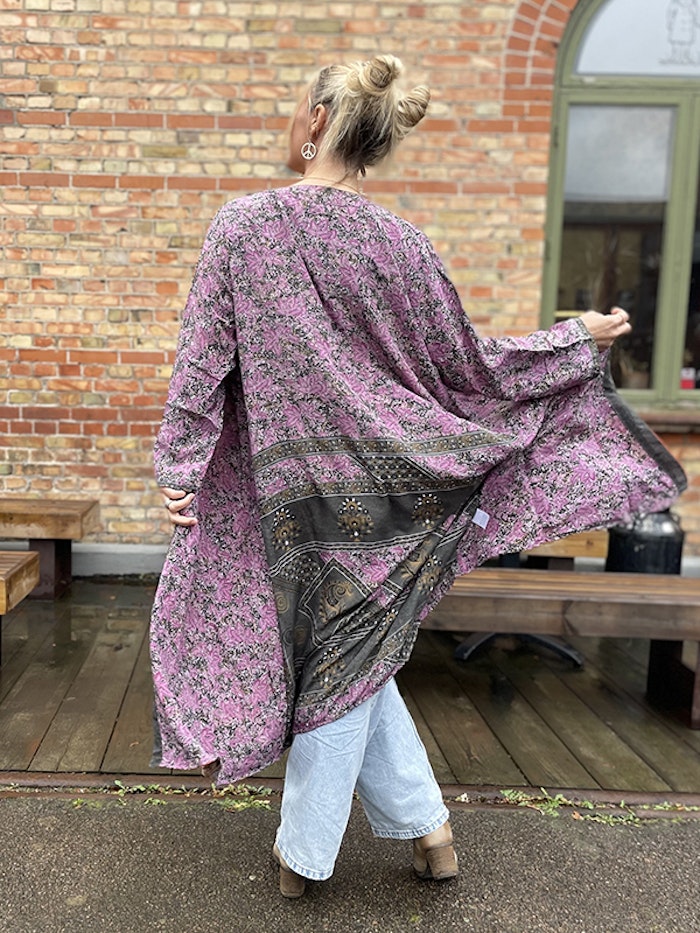 Kimono VÄNDBAR återvunnet silke Nr 156