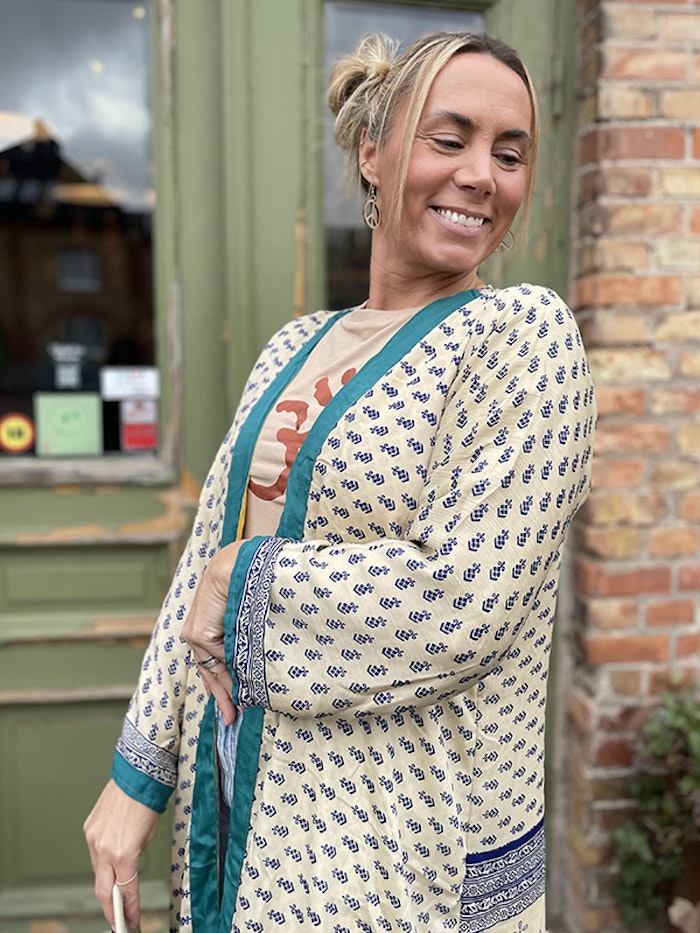 Kimono VÄNDBAR återvunnet silke Nr 149