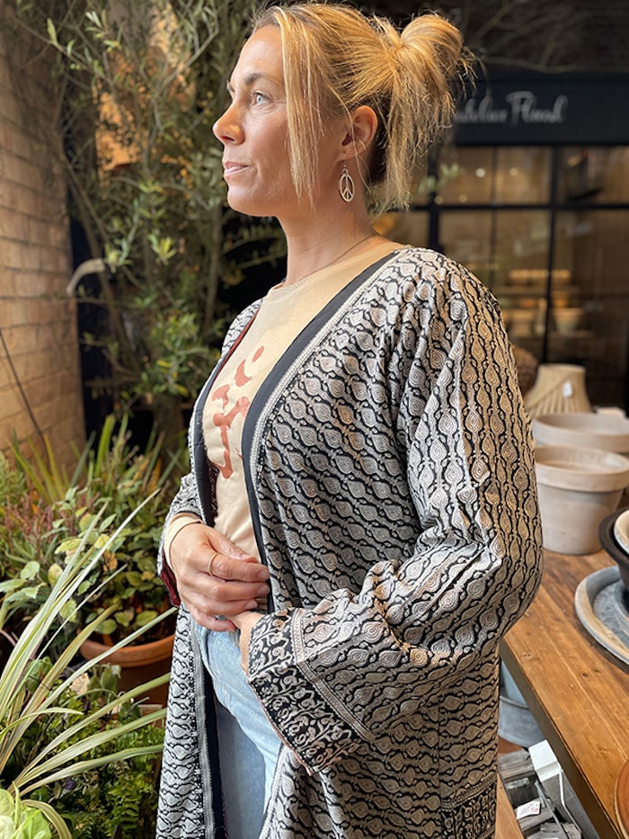 Kimono VÄNDBAR återvunnet silke Nr 159