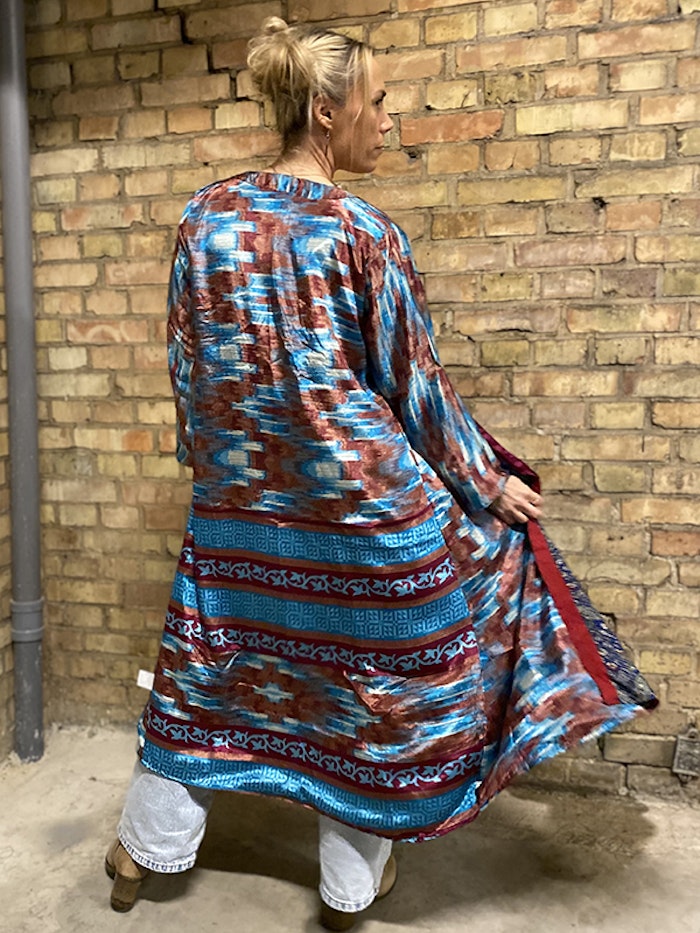 Kimono VÄNDBAR återvunnet silke Nr 163