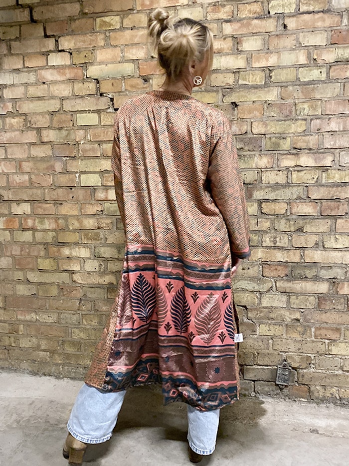 Kimono VÄNDBAR återvunnet silke Nr 189