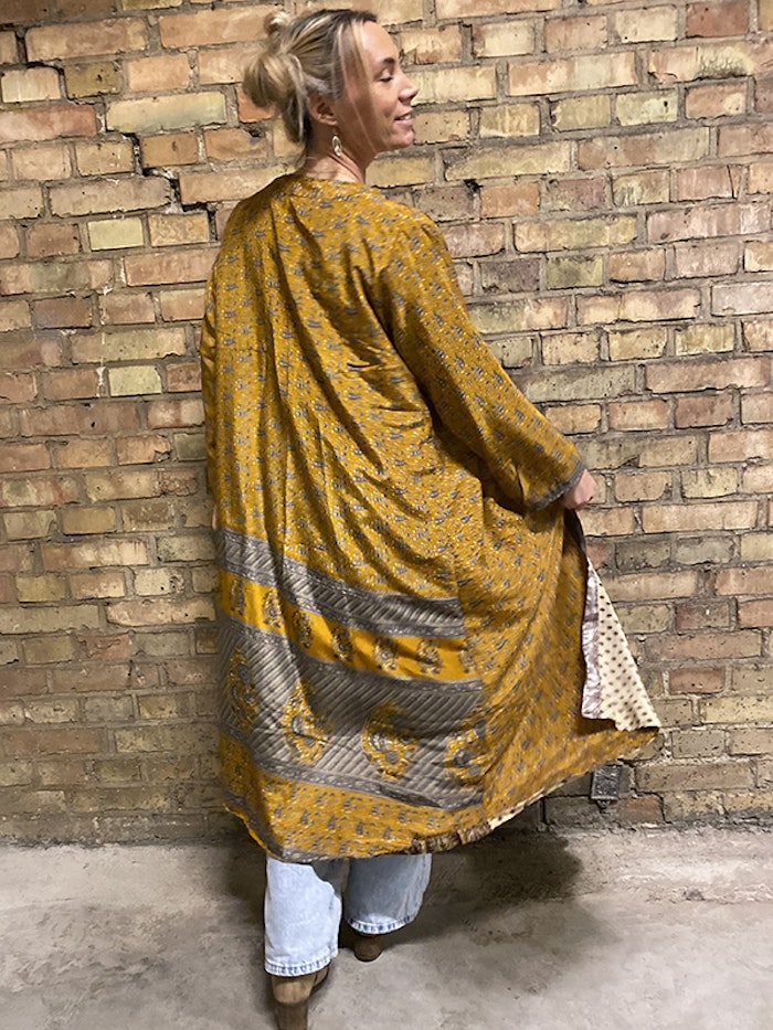 Kimono VÄNDBAR återvunnet silke Nr 187