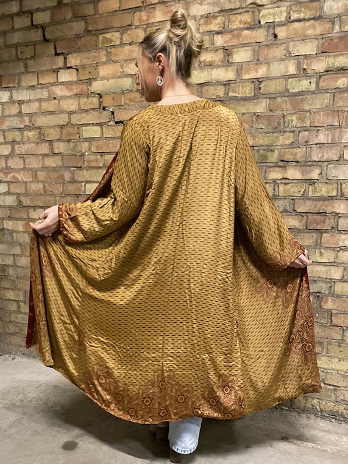 Kimono VÄNDBAR återvunnet silke Nr 199