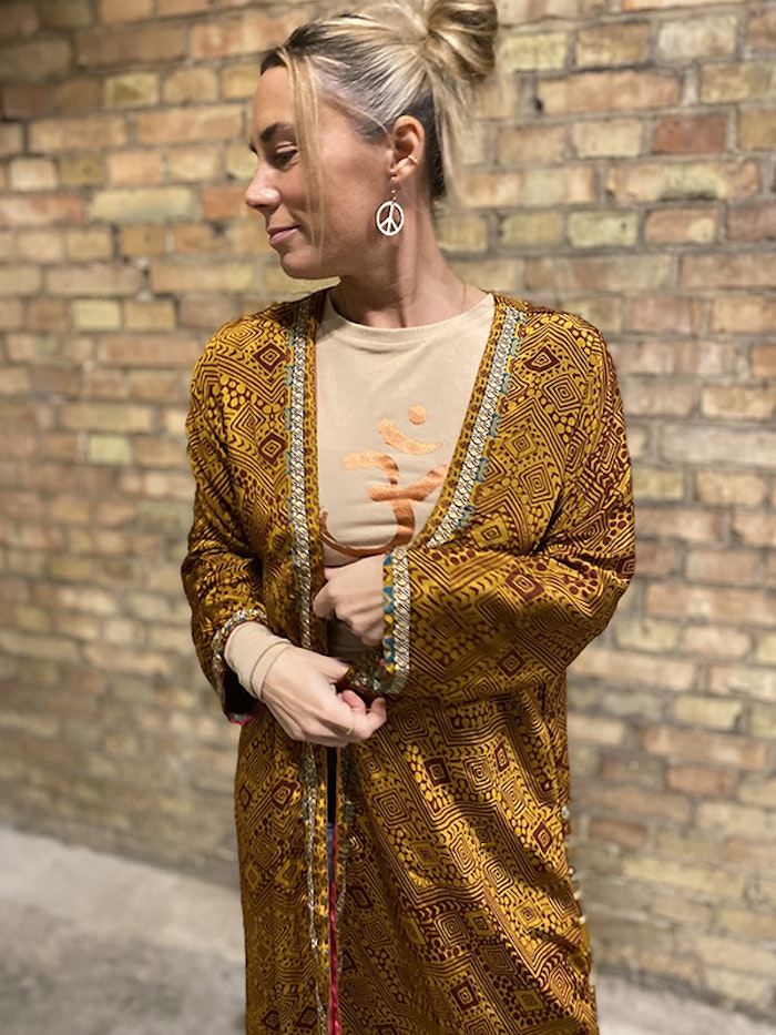 Kimono VÄNDBAR återvunnet silke Nr 196