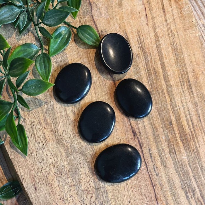 Svart Agat Worry stone kristall