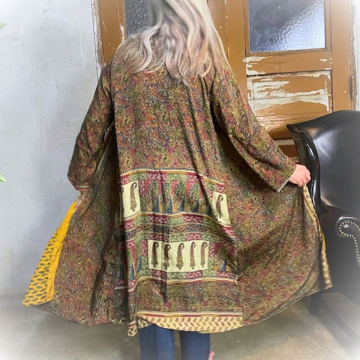 Kimono VÄNDBAR återvunnet silke Nr 211