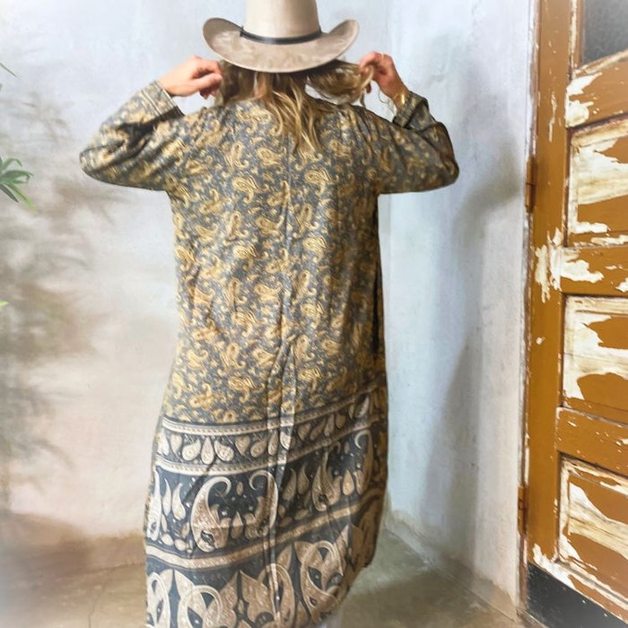 Kimono VÄNDBAR återvunnet silke Nr 214