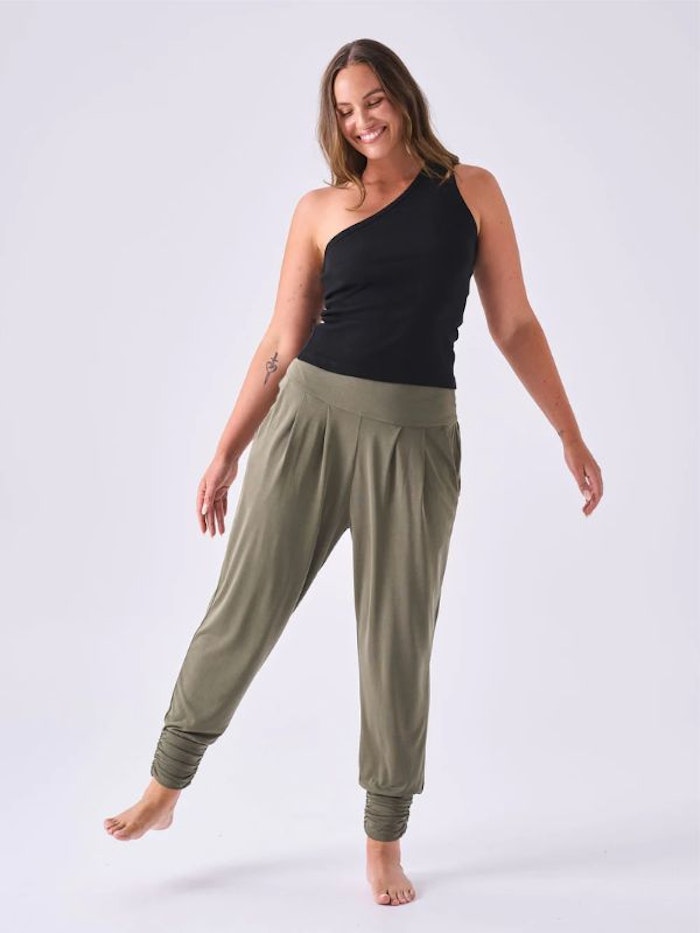 Yogabyxa Nomad Not a Drop Crouch Olive - Dharma Bums