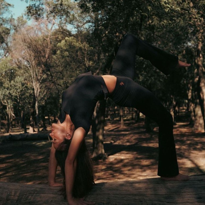 Yogatopp Luna Tee Black - Urban Goddess