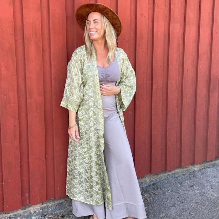 Kimono Uma återvunnen sari Nr 20