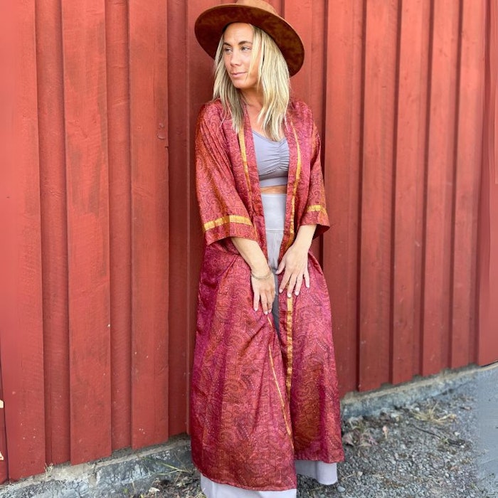 Kimono Uma återvunnen sari Nr 18