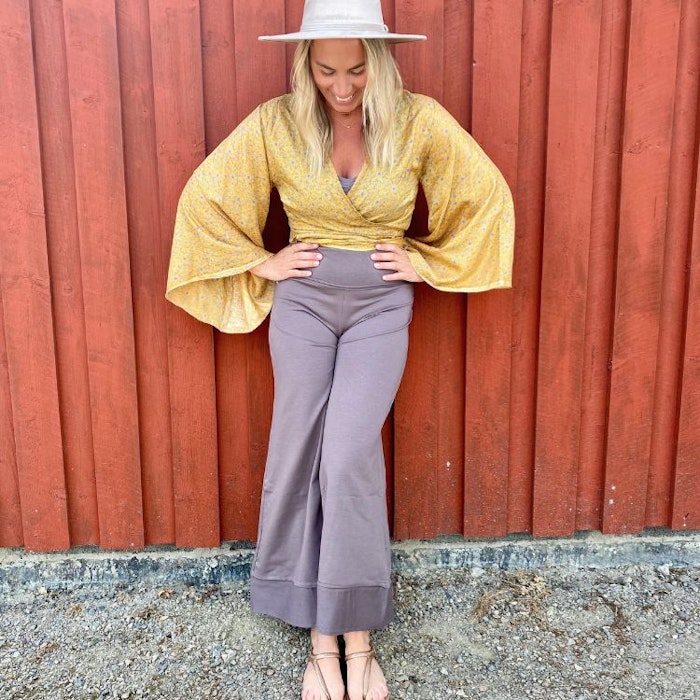 Top Devi omlott  återvunnen sari Nr 74