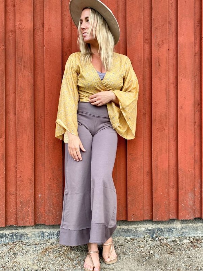 Top Devi omlott  återvunnen sari Nr 74