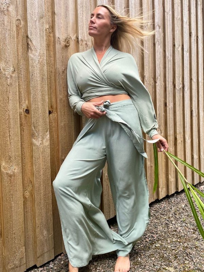 Byxor Open Pants Sage - Mad Peach