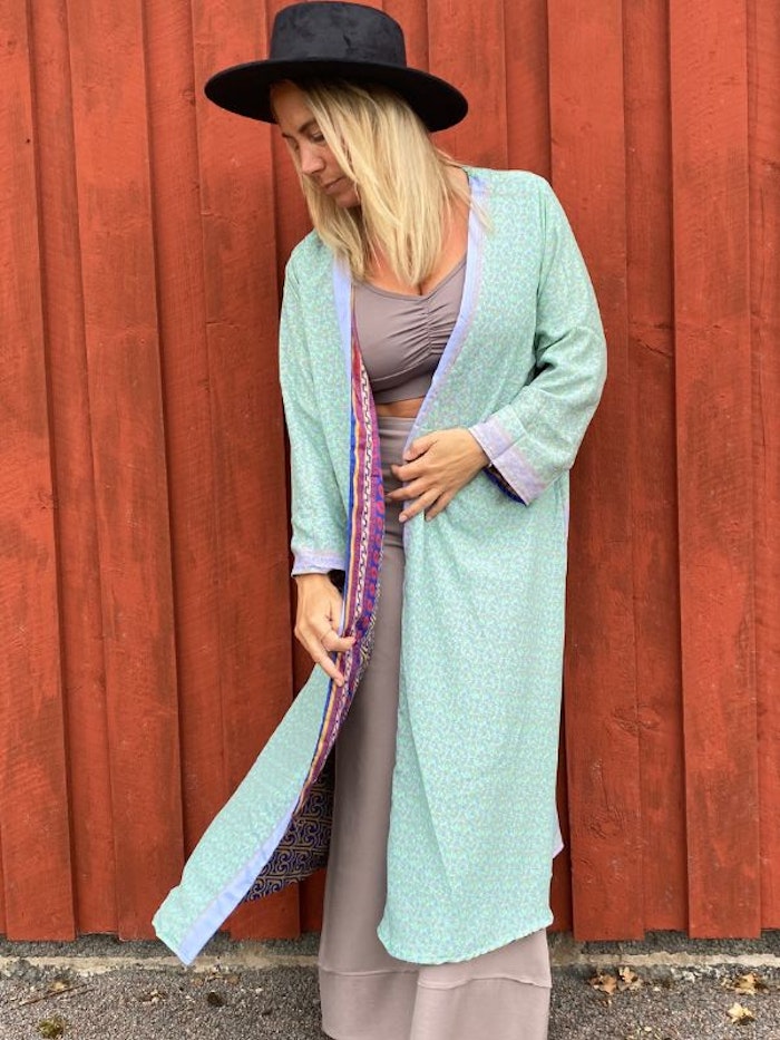 Kimono VÄNDBAR återvunnet silke Nr 178