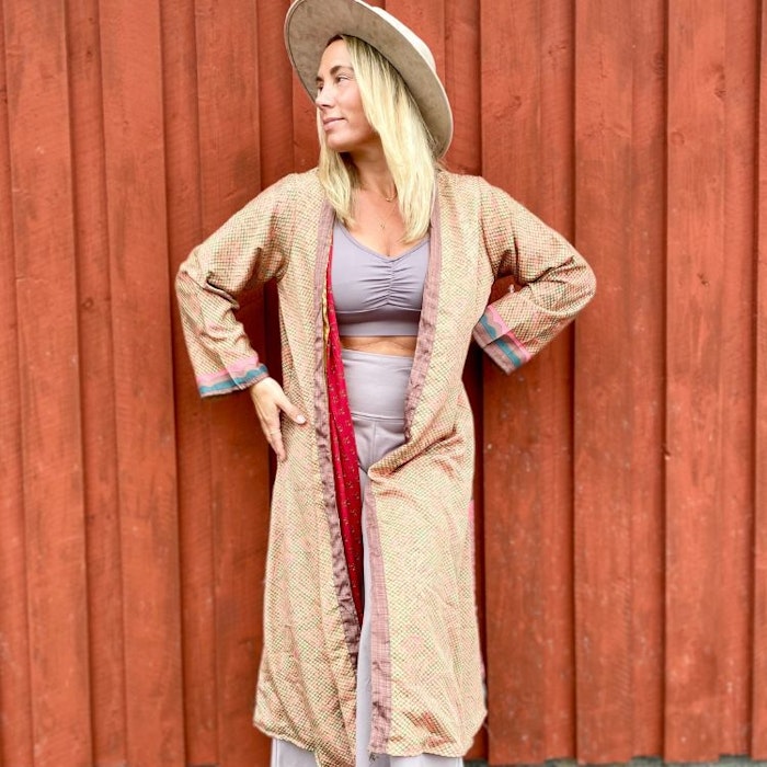 Kimono VÄNDBAR återvunnet silke Nr 189