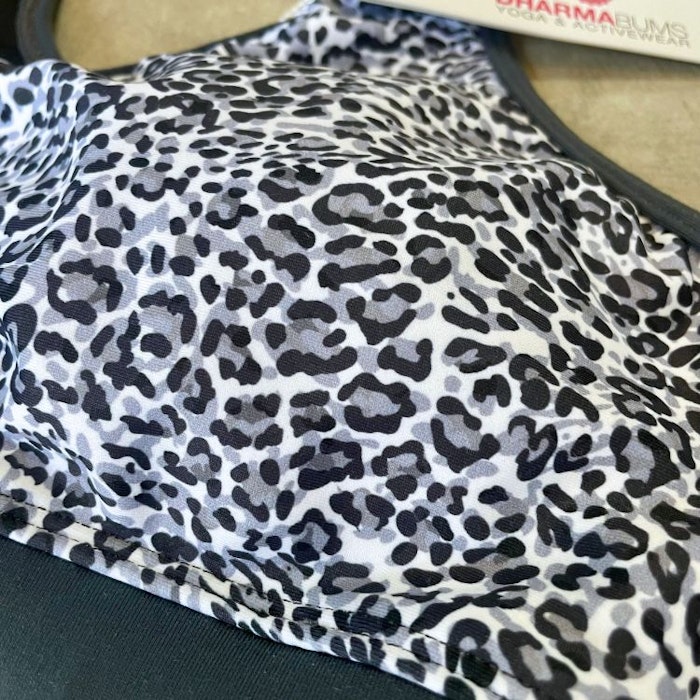 2:A SORTERING Sport-BH stl.L Yoga Narrow Back Snow Leopard - Dharma Bums