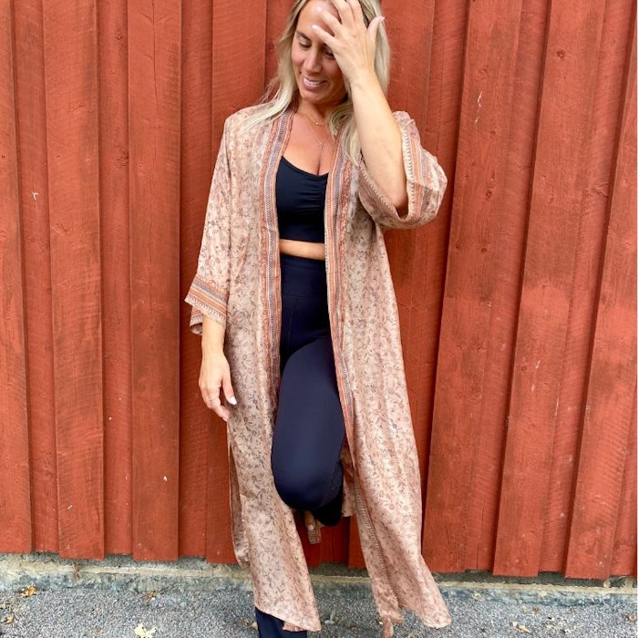 Kimono Uma återvunnen sari Nr 88