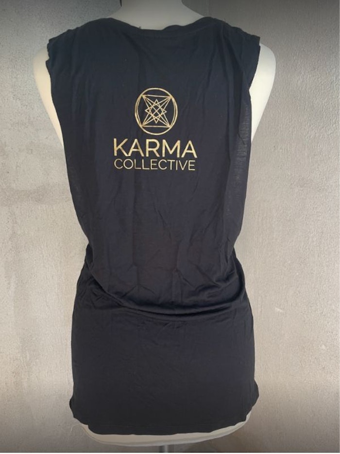 Yogalinne The sun The moon The truth - Karma Collective