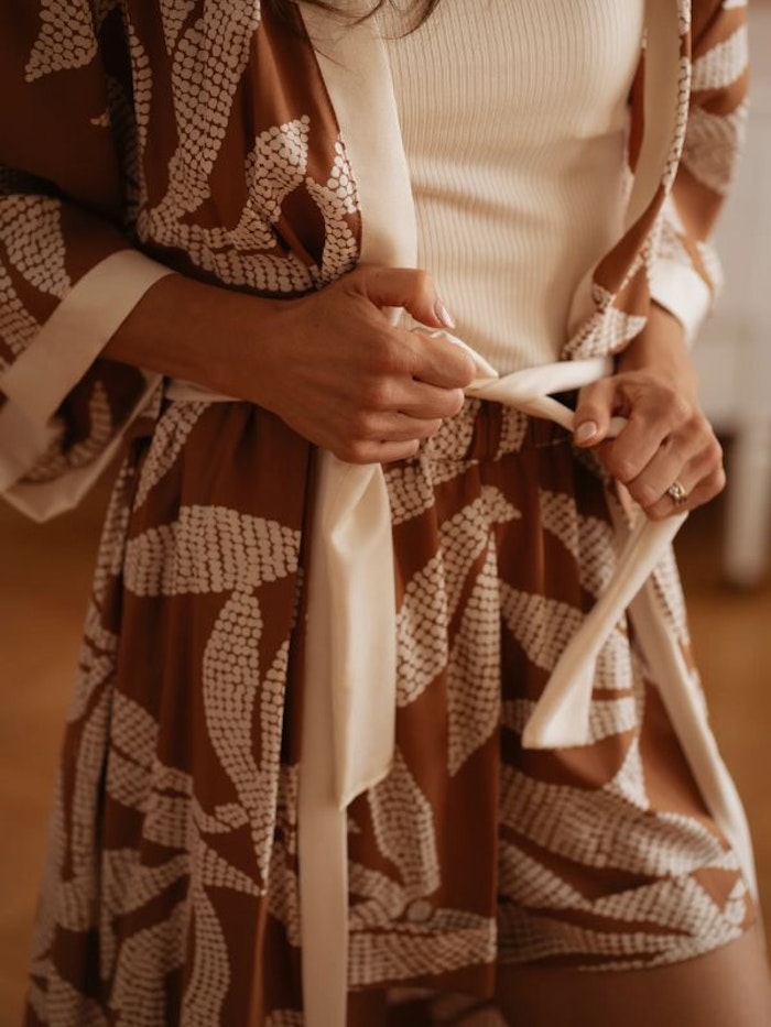 Morgonrock (kimono) Palms Tan - Evelina Apparel