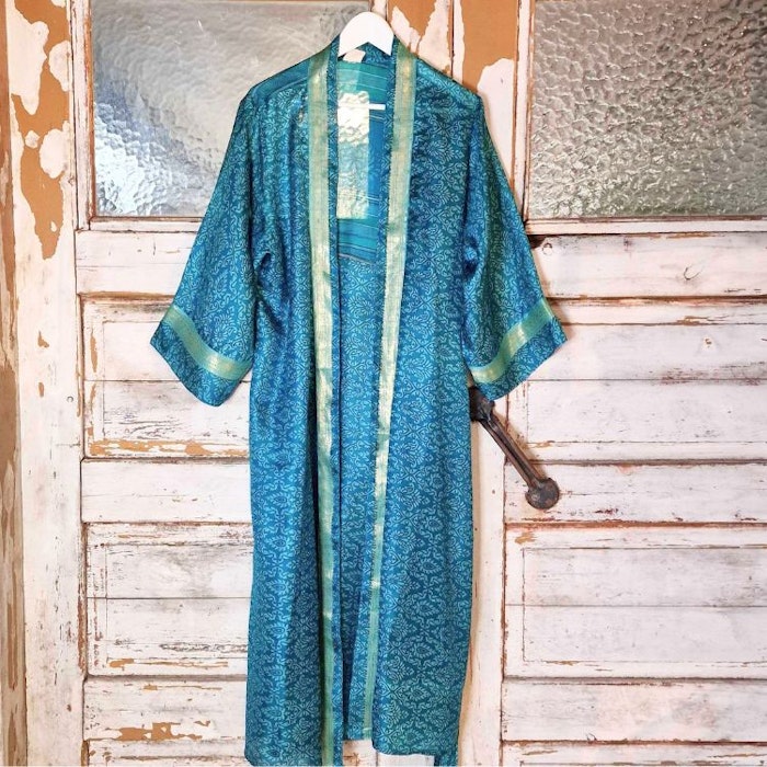 Kimono Uma återvunnen sari Nr 114