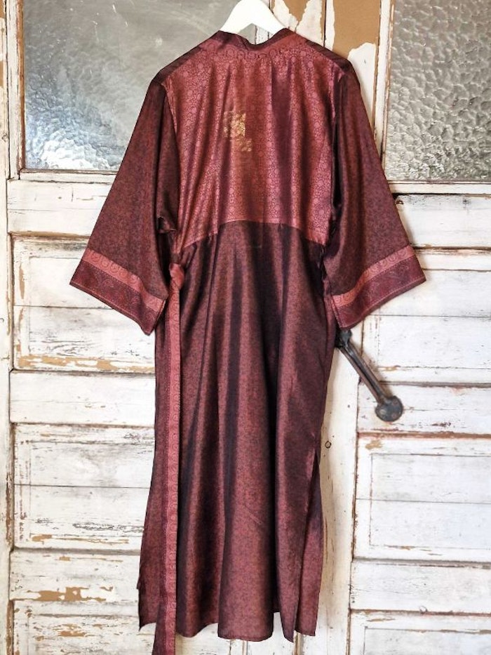Kimono Uma återvunnen sari Nr 116