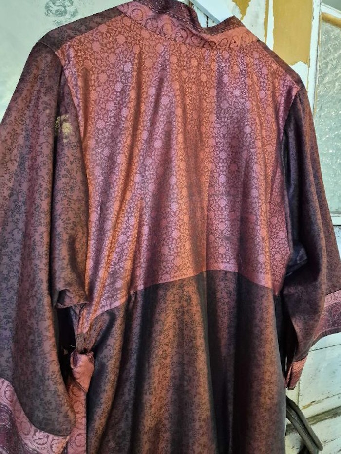 Kimono Uma återvunnen sari Nr 116