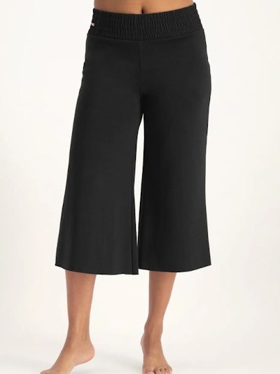 Yogabyxa Flow Capri onyx black - Urban Goddess