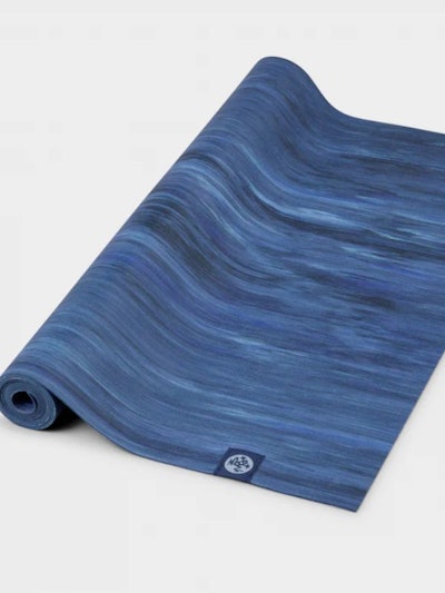 Yogamatta eKO SuperLite Travelmat 1,5 mm Blue Moon Marble - Manduka