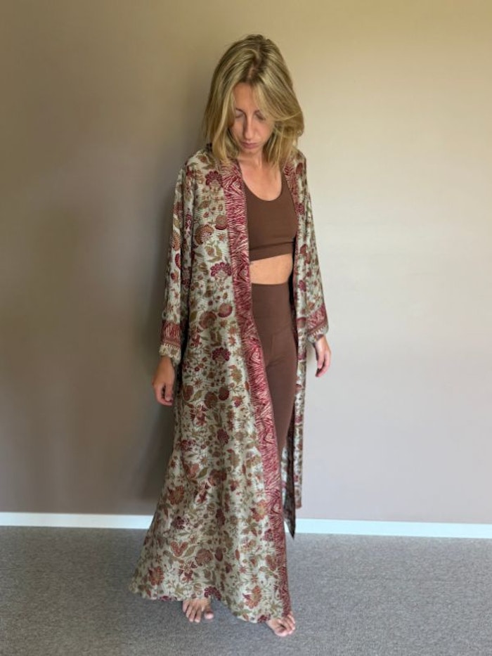 Kimono Uma återvunnen sari Nr 147
