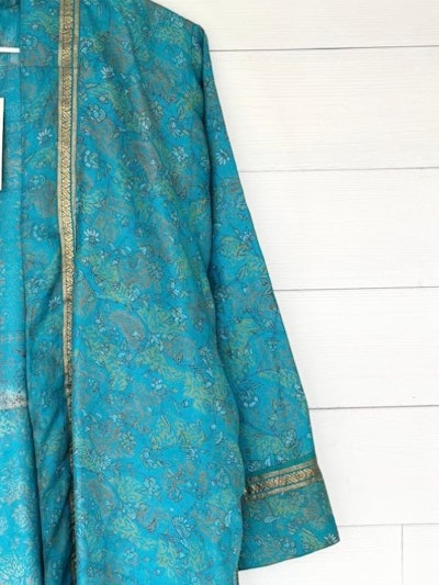 Kimono Uma återvunnen sari Nr 153