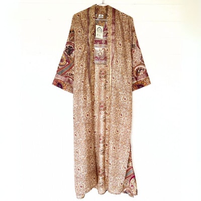 Kimono Uma återvunnen sari Nr 154