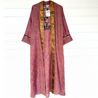 Kimono Uma återvunnen sari Nr 155