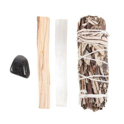 Clean Magic kit - Svart turmalin, selenit, Yerba Salvia & Palo Santo