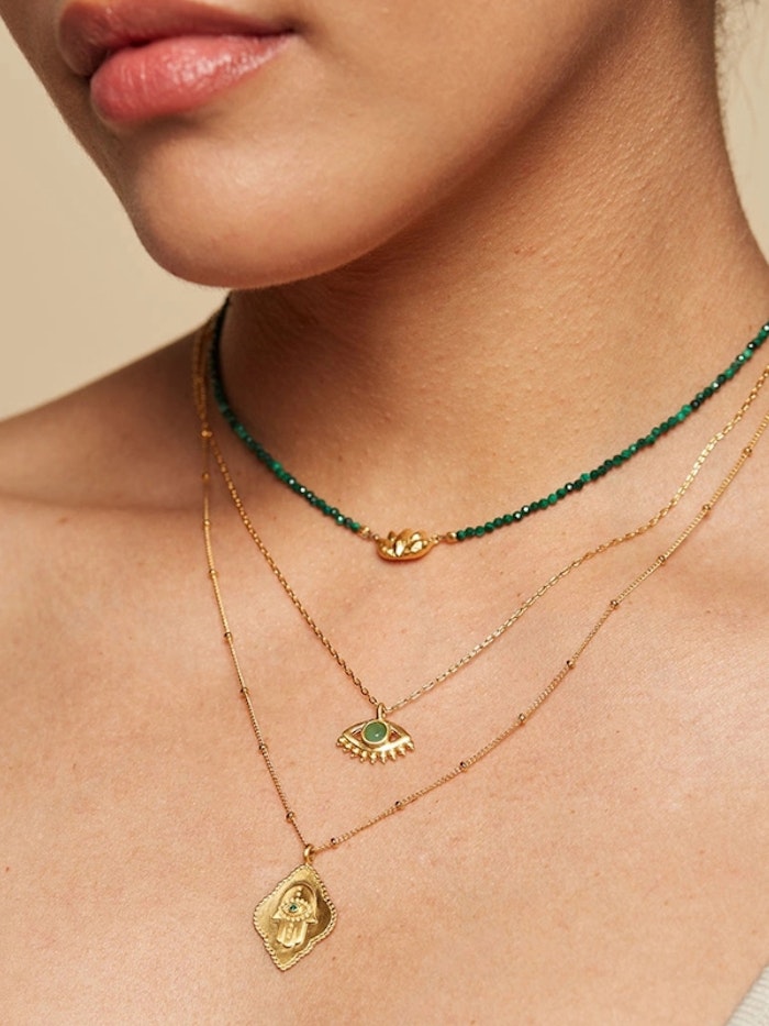 Halsband Cradled in Protection Hamsa Gold - Satya
