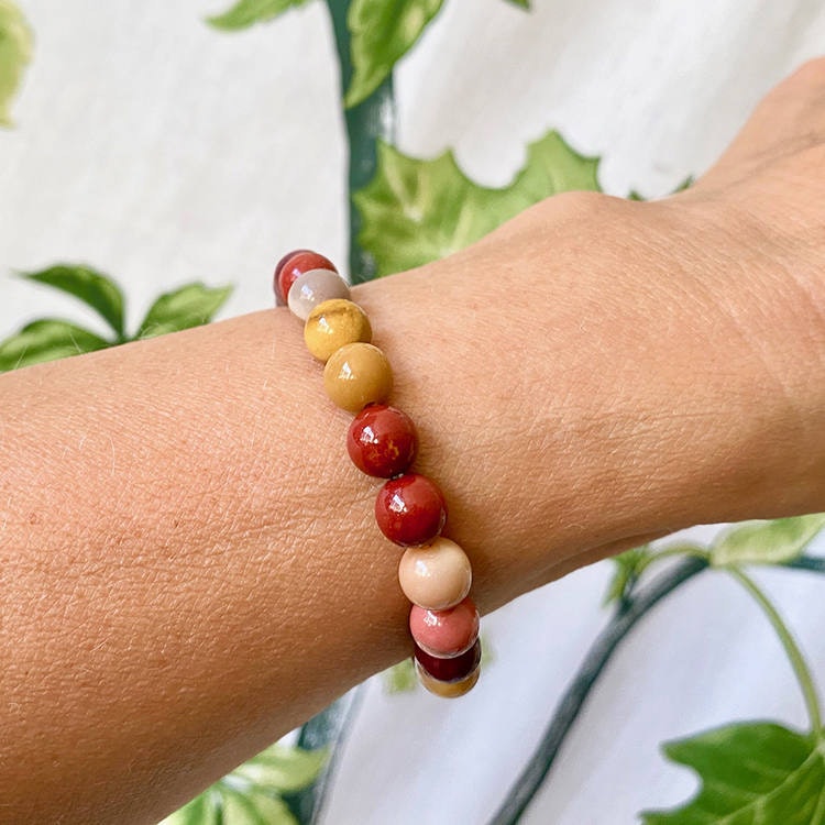 Mookaite armband 8 mm pärlor