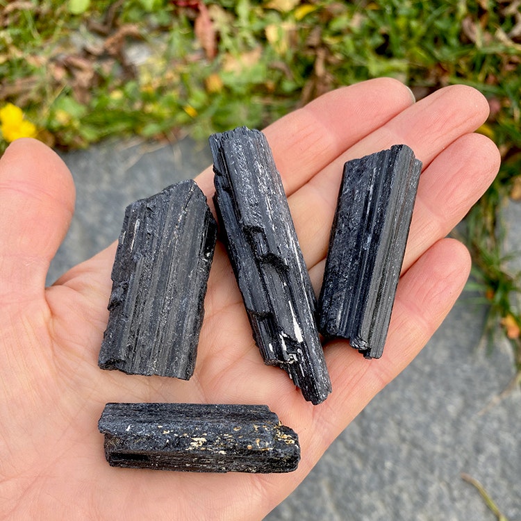 Turmalin Svart Råsten 100gr
