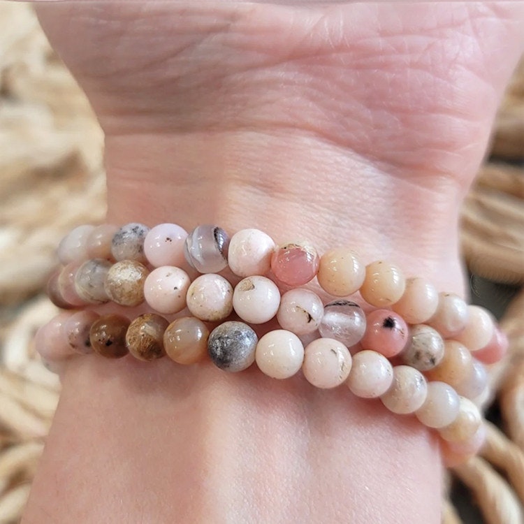 Opal Rosa 6mm pärlor Armband