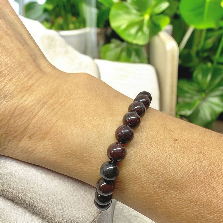 Breccijaspis Röd 8mm pärlor Armband