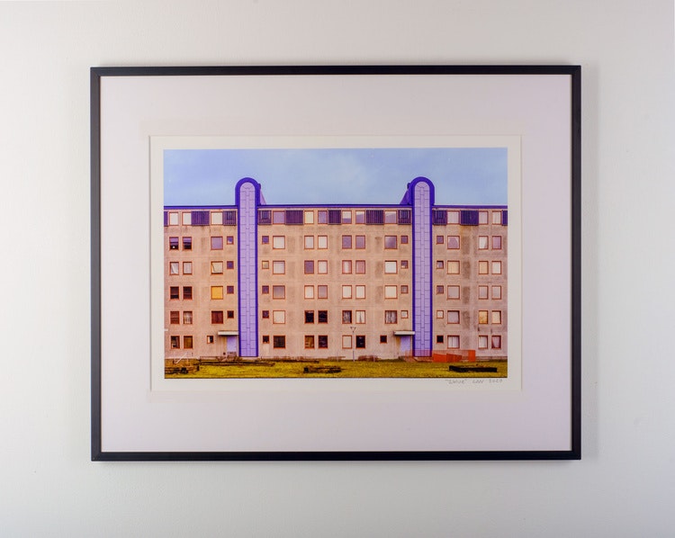 "2blue” black frame