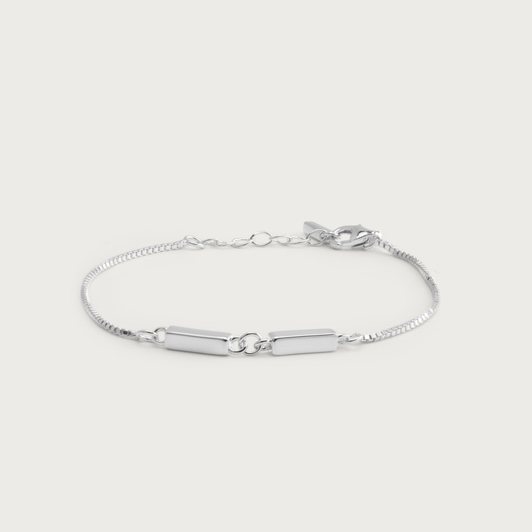 Linked armband silver